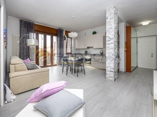 Bilocale in Vendita a Milano, 210'000€, 61 m²