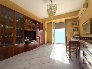 Trilocale in Vendita a Catanzaro, 198'000€, 105 m²