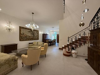 Casa Indipendente in Vendita a Ferrara, 1'200'000&euro;, 375 m²