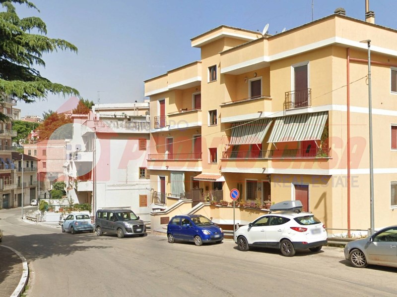 Appartamento in Vendita a Ischitella, 147'000€, 89 m²