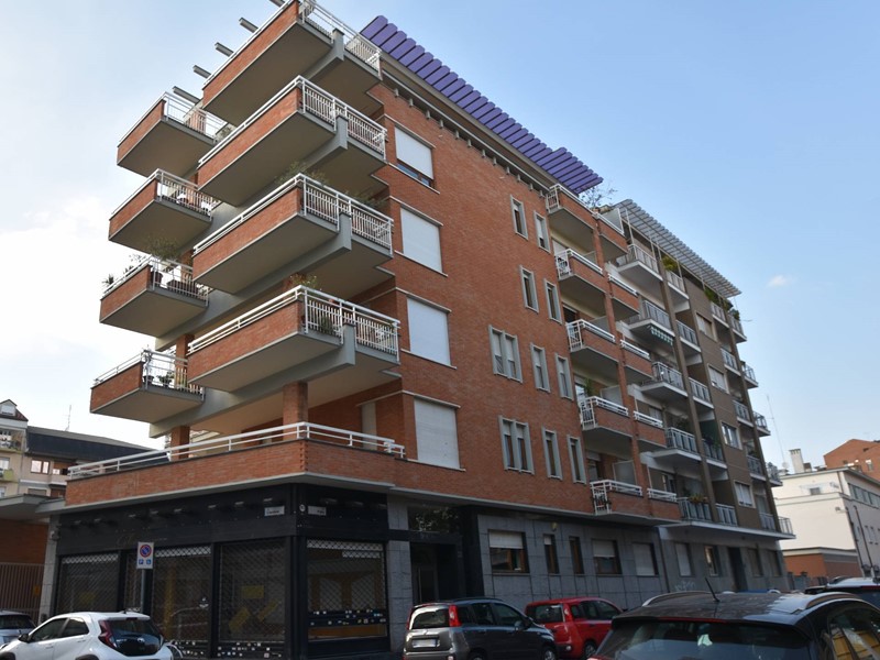 Ufficio in Affitto a Torino, 500€, 52 m²