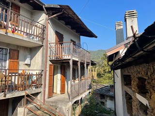 Casa Semi Indipendente in Vendita a Giaveno, 22'000€, 100 m²