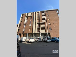 Quadrilocale in Vendita a Alessandria, 65'000€, 106 m²