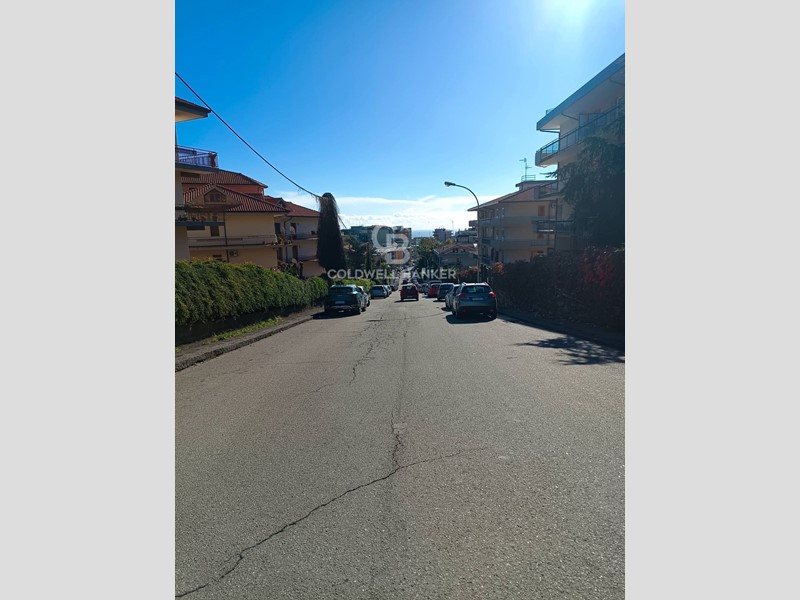 Trilocale in Vendita a Acireale, 138'000&euro;, 97 m²