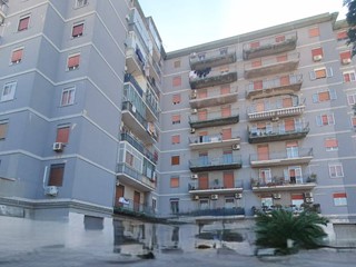 Box in Vendita a Siracusa, 25'000&euro;, 20 m²