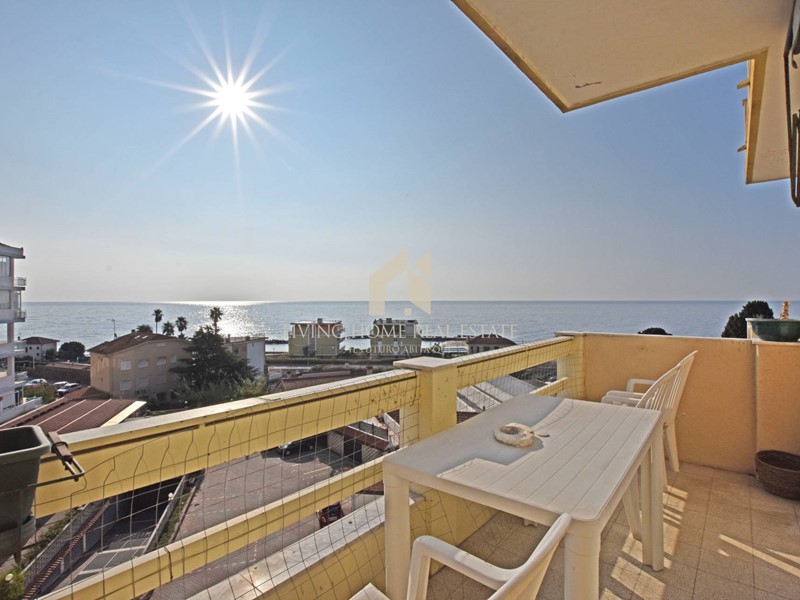 Quadrilocale in Vendita a Sanremo, 570'000€, 142 m²