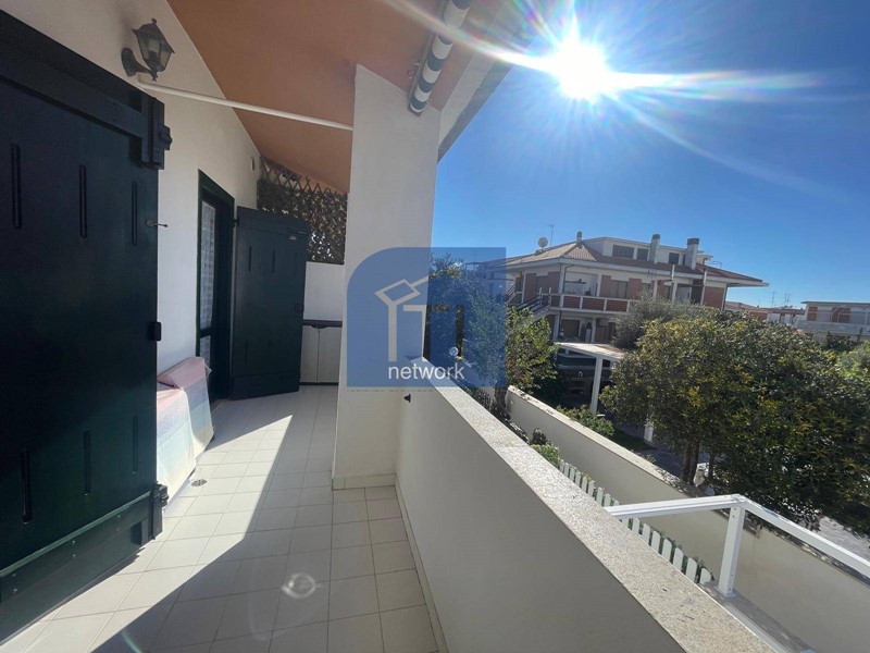 Villa in Vendita a Ardea, 85'000&euro;, 60 m²