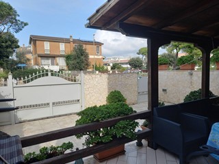 Trilocale in Vendita a Fiumicino, 375'000€, 85 m²