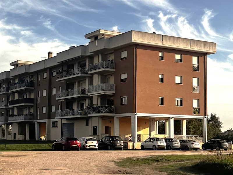 Trilocale in Vendita a Nettuno, 152'000€, 95 m²