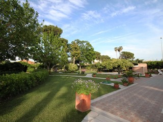 Villa in Vendita a Ardea, 346'000€, 320 m²