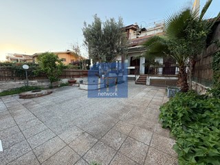 Villetta a schiera in Vendita a Anzio, 129'000€, 80 m²
