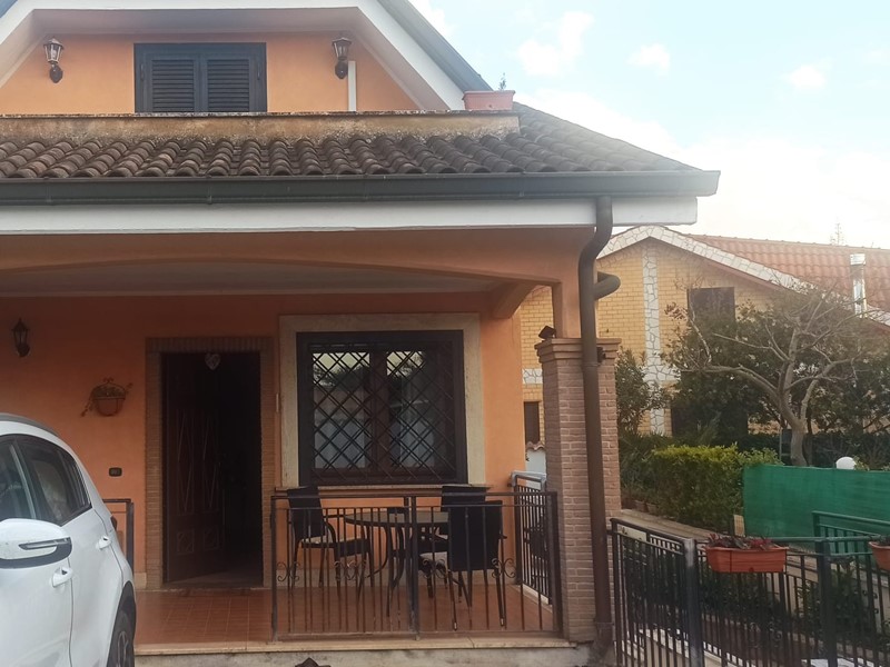 Villetta a schiera in Vendita a Ardea, 269'000€, 170 m²