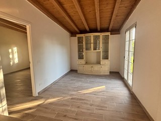 Villa in Vendita a Aprilia, 160'000€, 100 m²