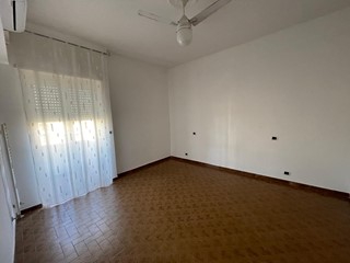 Bilocale in Vendita a Pomezia, 119'000€, 70 m²