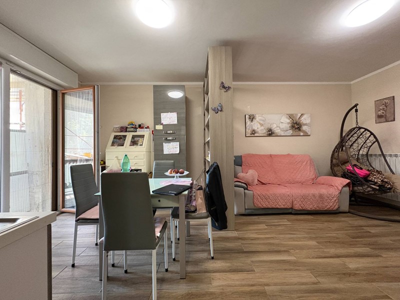 Trilocale in Vendita a Pomezia, 179'000€, 65 m²