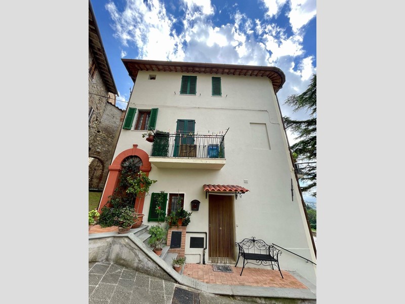 Casa Semi Indipendente in Vendita a Deruta, 80'000€, 95 m²