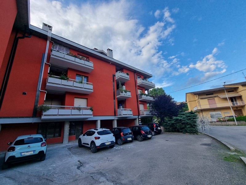 Quadrilocale in Vendita a Deruta, 140'000€, 100 m²