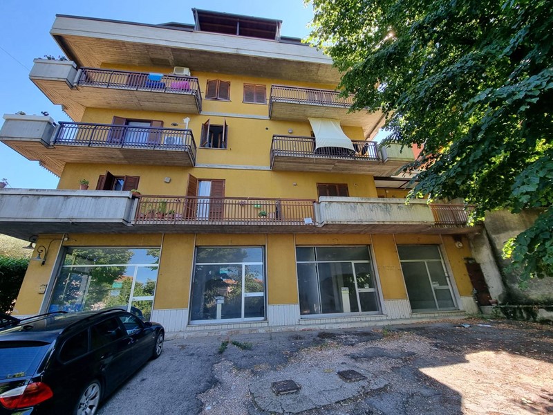 Trilocale in Vendita a Deruta, 65'000€, 70 m²