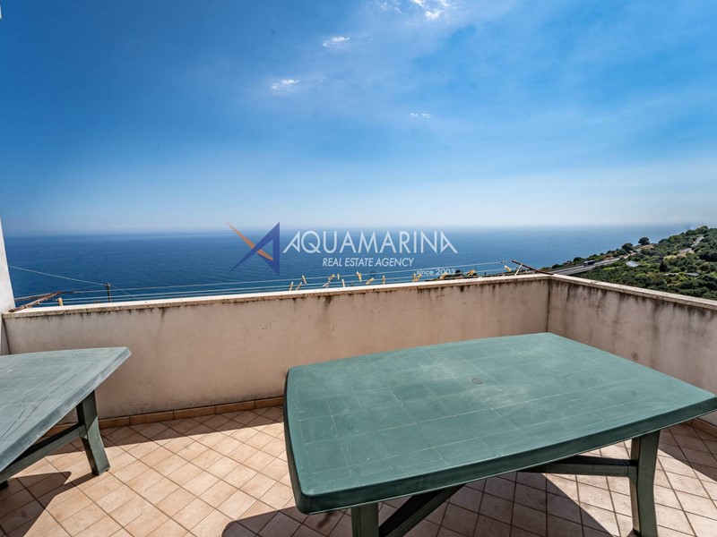 Quadrilocale in Vendita a Costarainera, 210'000€, 134 m²