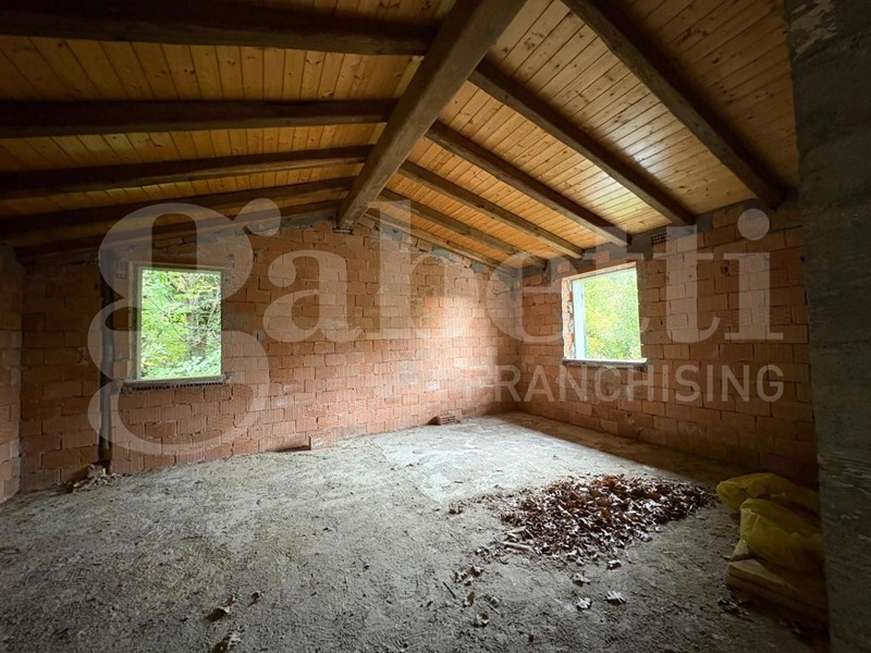 Casa Indipendente in Vendita a Varazze, 109'000€, 179 m²