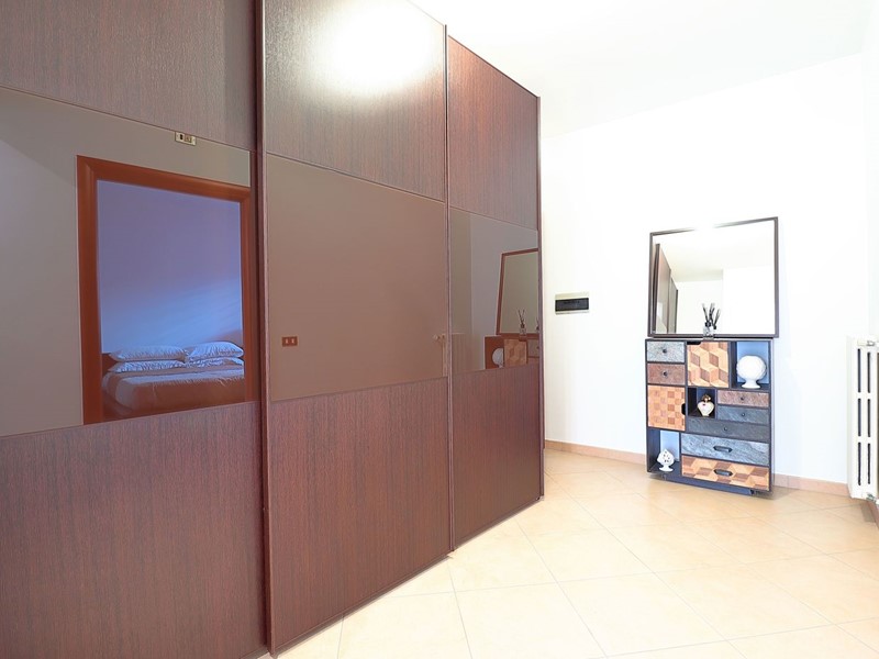 Casa Indipendente in Vendita a Bari, 225'000€, 200 m²