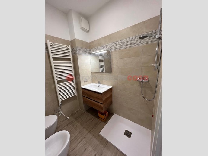 Quadrilocale in Affitto a Verona, 1'200€, 100 m², arredato