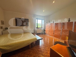 Villa bifamiliare in Vendita a Marino, 405'000€, 125 m²