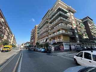 Box in Vendita a Napoli, 95'000€, 21 m²