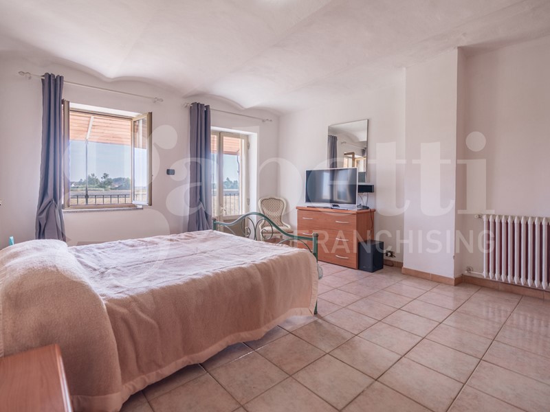 Casa Indipendente in Vendita a Vigone, 124'000€, 185 m²
