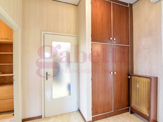 Quadrilocale in Vendita a Figino Serenza, 145'000€, 100 m²