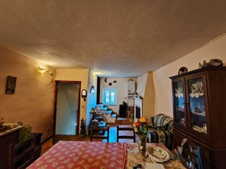 Quadrilocale in Vendita a Vasanello, 37'000€, 78 m², arredato