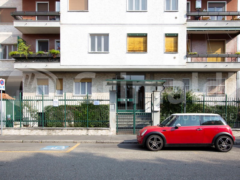 Trilocale in Vendita a Bollate, 188'000€, 68 m², arredato