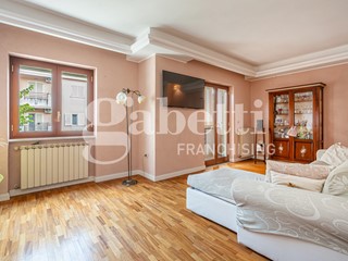 Villa in Vendita a Villaricca, 255'000€, 215 m²