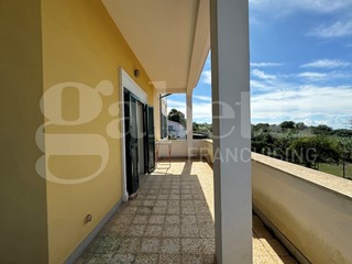 Villa bifamiliare in Vendita a Castel Gandolfo, 369'000&euro;, 223 m²