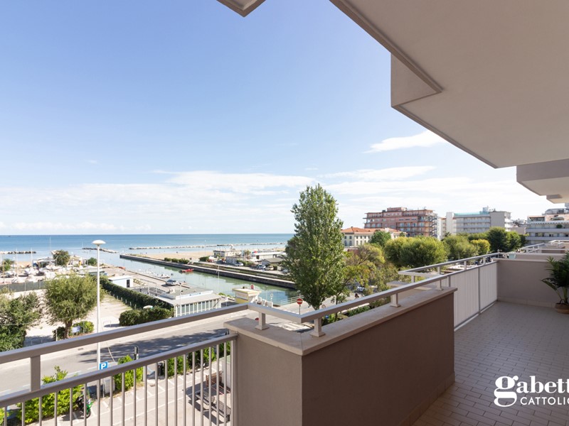 Trilocale in Vendita a Cattolica, 410'000€, 100 m², arredato