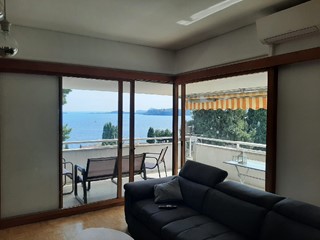 Quadrilocale in Affitto a Gardone Riviera, 1'000€, 100 m², arredato