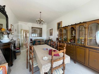 Quadrilocale in Vendita a Siracusa, 95'000€, 134 m²