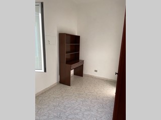 Trilocale in Vendita a Imperia, zona Porto Maurizio, 170'000€, 70 m², arredato