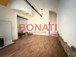 Immobile commerciale in Vendita a La Spezia, zona Periferia Nord Ovest, 95'000€, 89 m²