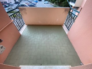 Appartamento in Vendita a Sestri Levante, zona Riva Trigoso, 220'000€, 100 m²