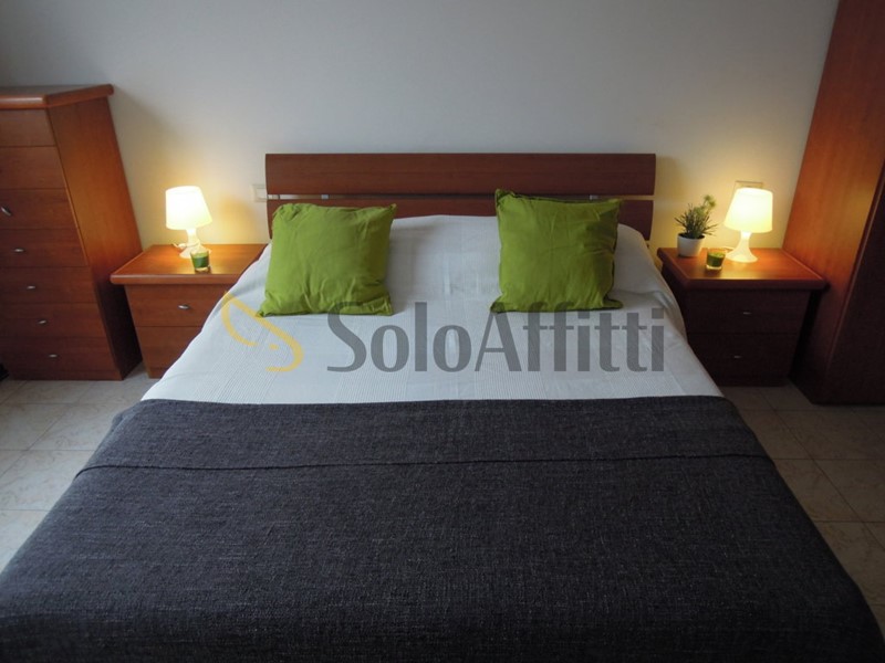 Bilocale in Affitto a Milano, zona Forze Armate - Lorenteggio, 880&euro;, 55 m², arredato