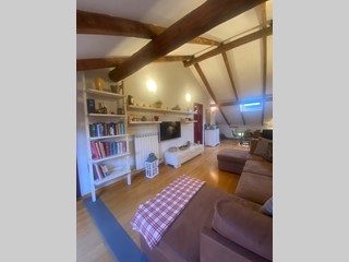 Quadrilocale in Affitto a Lucca, zona Arancio, 1'800€, 160 m², arredato