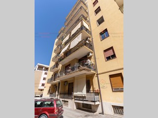 Trilocale in Vendita a Siracusa, zona Tisia Tica Zecchino, 103'000€, 95 m²