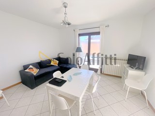 Trilocale in Affitto a Numana, zona Marcelli, 750€, 64 m², arredato