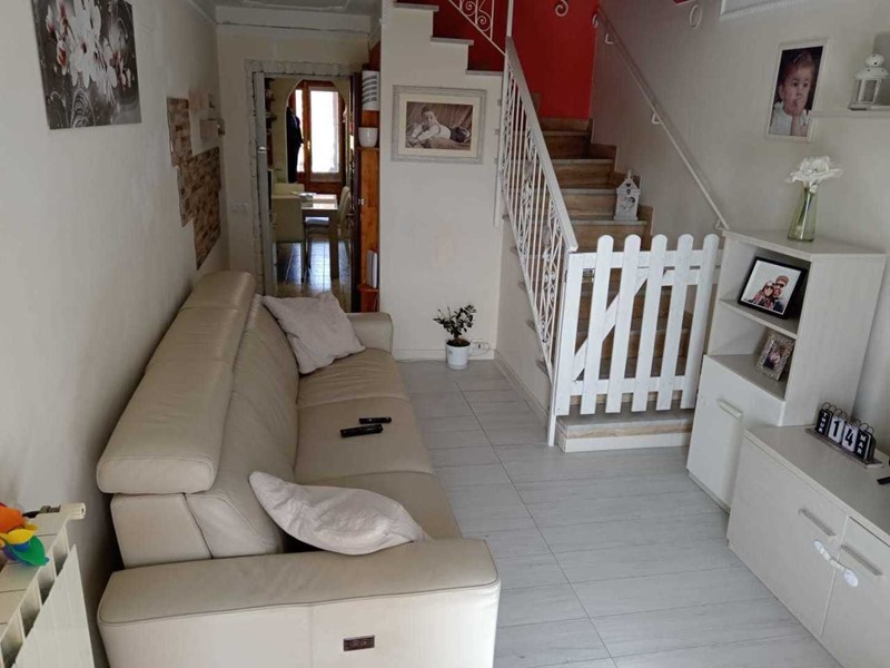 Quadrilocale in Vendita a Fosdinovo, zona Caniparola, 160'000€, 80 m²