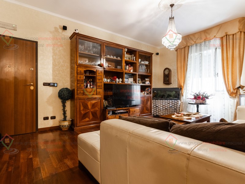 Quadrilocale in Vendita a Siracusa, zona PANAGIA, 180'000€, 118 m²