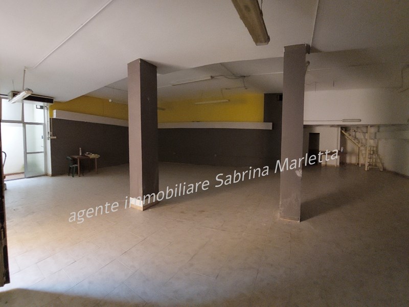 Laboratorio in Affitto a Piossasco, 500€, 97 m²