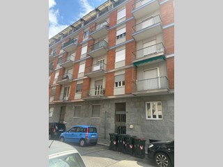 Attico in Vendita a Torino, zona BARCA, 98'000€, 69 m²