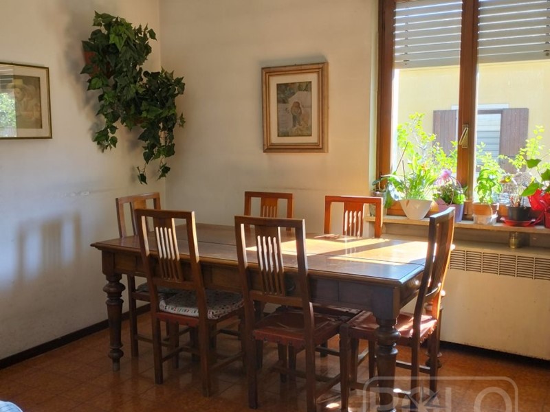 Quadrilocale in Vendita a Verona, 155'000€, 96 m²