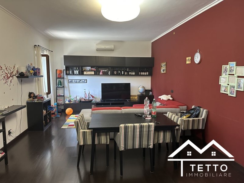 Casa Semi Indipendente in Vendita a Forano, 95'000&euro;, 130 m²